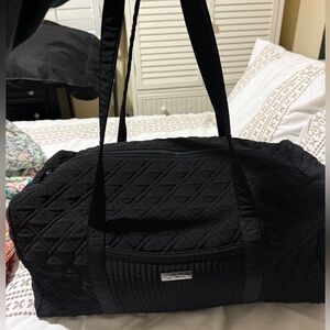Large Vera Bradley Black Quilted Travel Bag